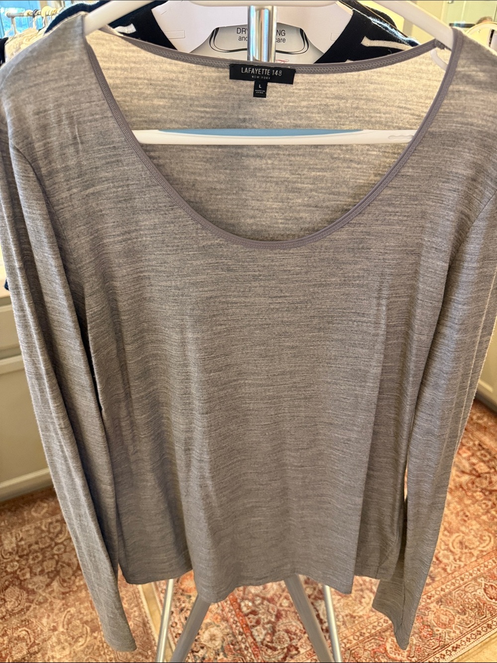 Lafayette 148 New York Light Heather Gray Scoop-Neck Long Sleeve Tee